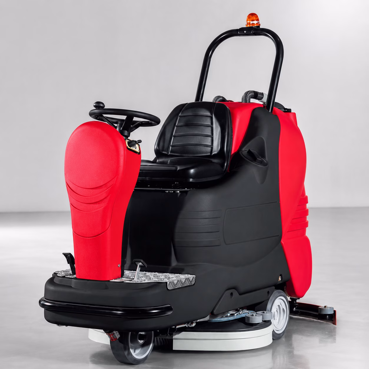 Ride On Scrubber Dryer Sapphire 85 (Traction Battery 36v 240AH) – Made In Italy
